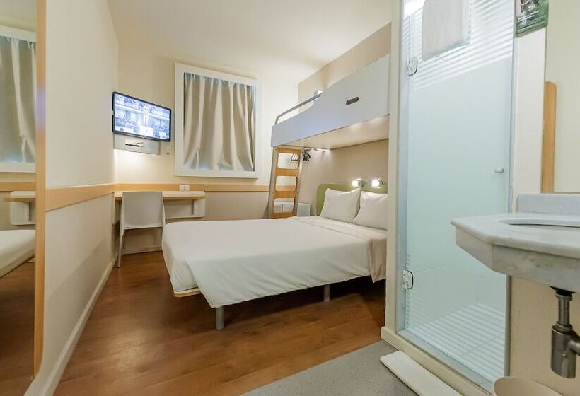בית מלון כפרי Ibis Budget Vitoria