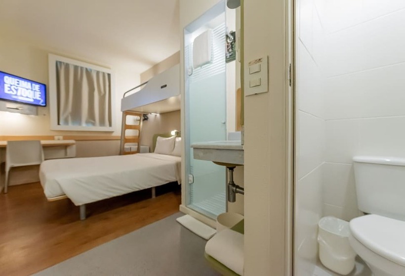 בית מלון כפרי Ibis Budget Vitoria