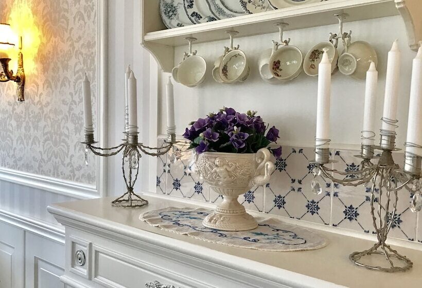 בית מלון כפרי L Viking