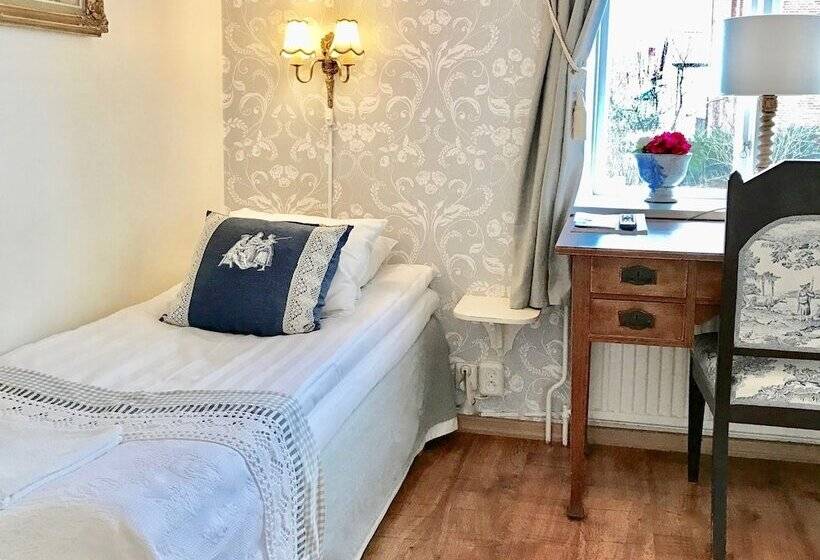 בית מלון כפרי L Viking