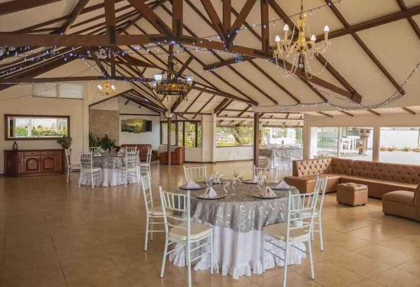 هتل Campestre La Posada Del Rancho