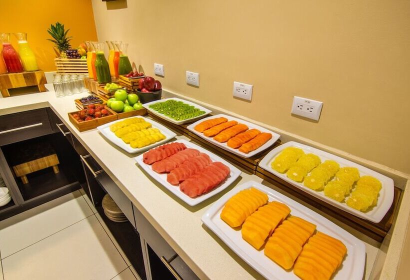 Latam Hotel Plaza Pradera Quetzaltenango