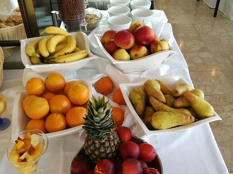 בית מלון כפרי Liberty