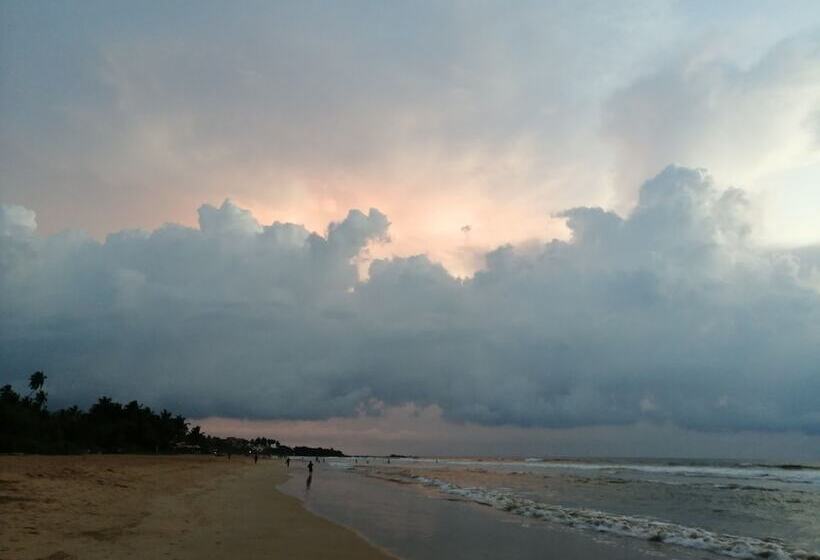 ホテル Malu Banna