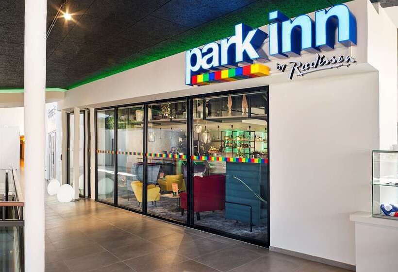 فندق Park Inn By Radisson Hasselt