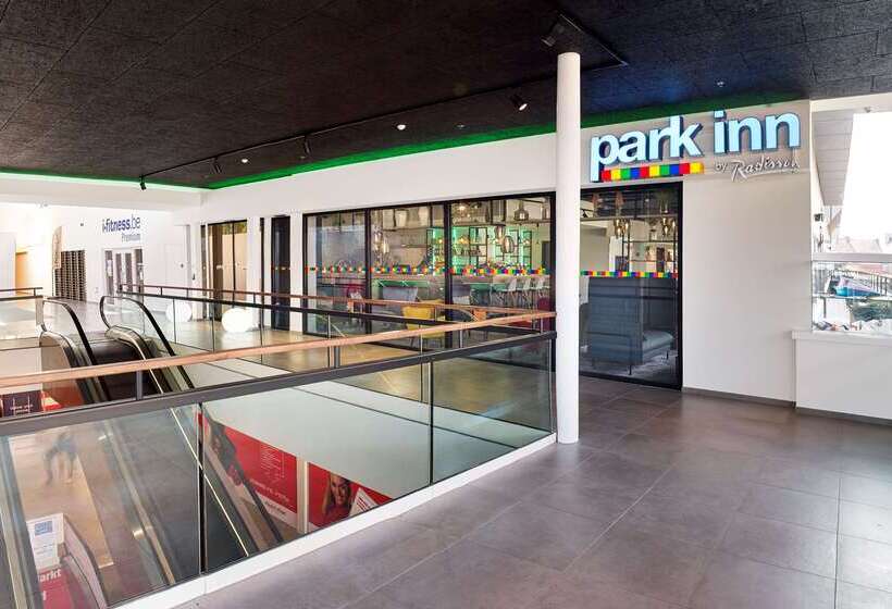 فندق Park Inn By Radisson Hasselt