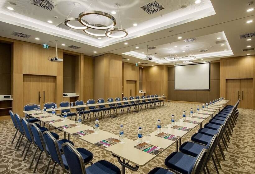 هتل Park Inn By Radisson Samsun