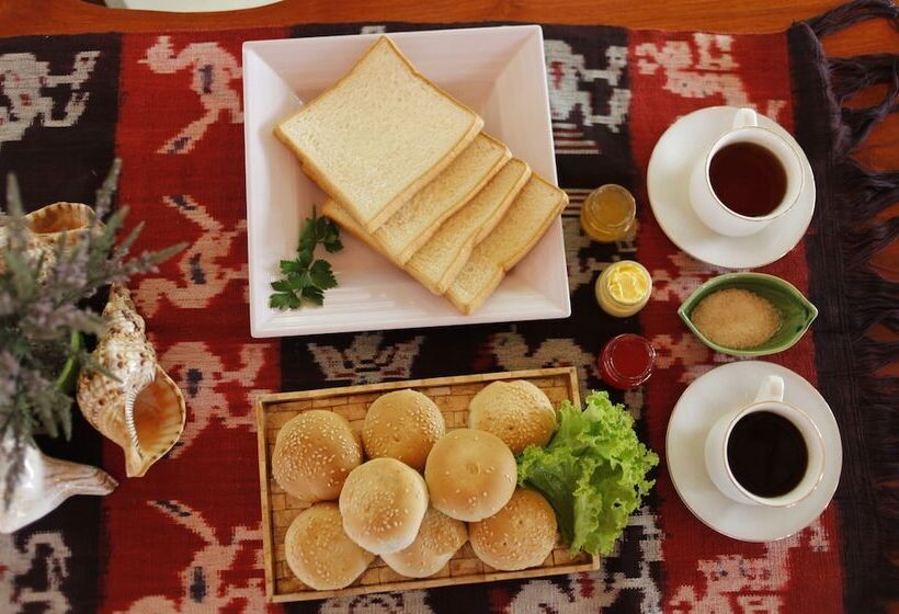 هتل Pavilla Labuan Bajo