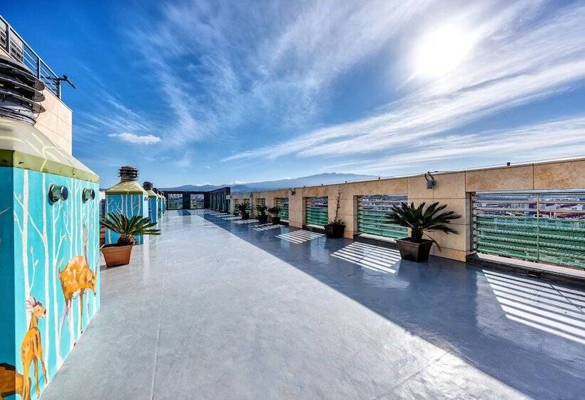 ホテル Ramada By Wyndham Jeju City Hall