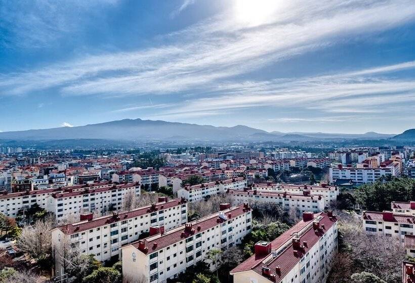 ホテル Ramada By Wyndham Jeju City Hall