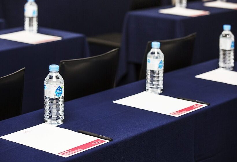 ホテル Ramada By Wyndham Jeju City Hall