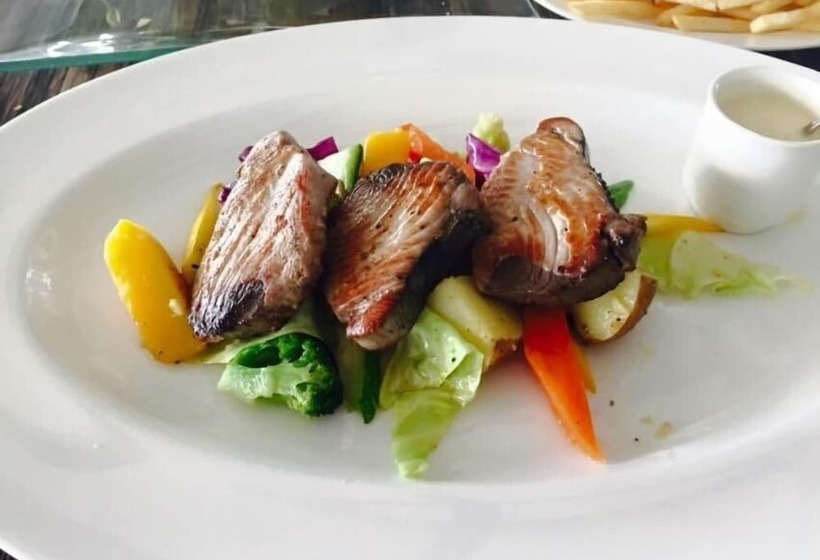 Отель Sunshine Resort & Spa Sigiriya