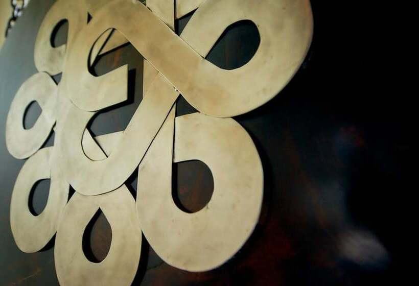 בית מלון כפרי The Ellysian Boutique