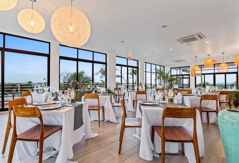 בית מלון כפרי The Ellysian Boutique