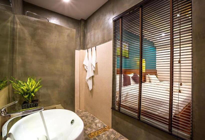 Отель The Tito Suite Residence