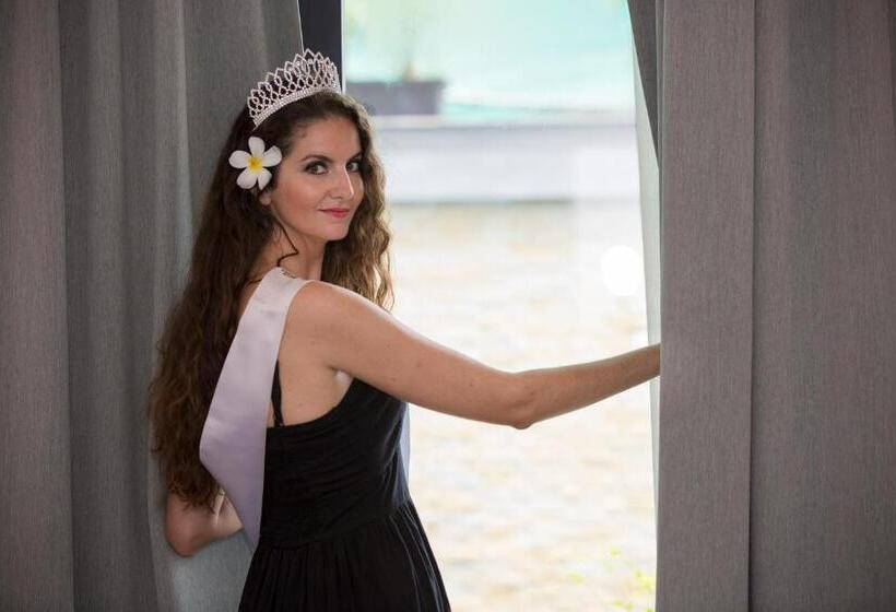 Отель The Tito Suite Residence