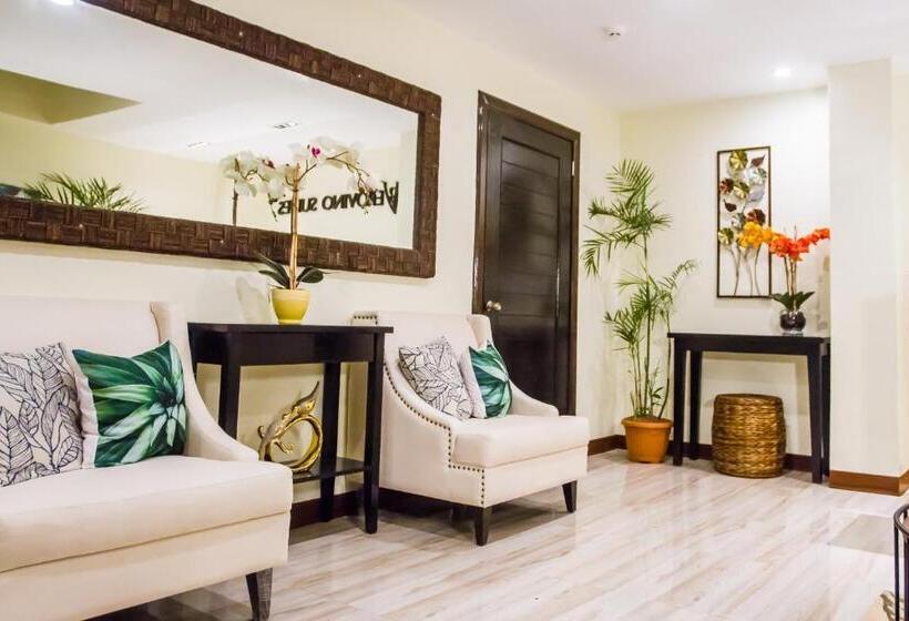 هتل Verovino Suites