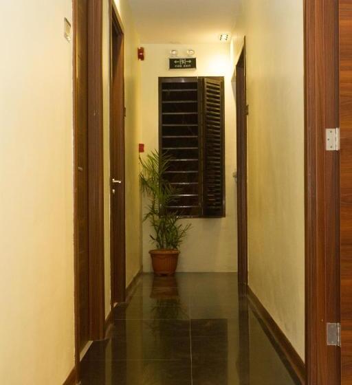 هتل Verovino Suites