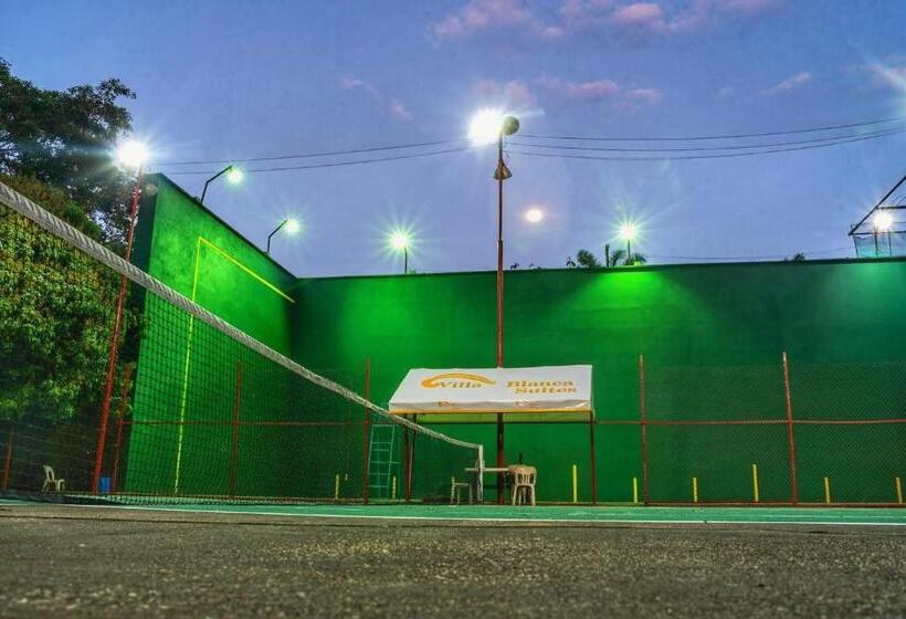 فندق Villa Blanca Suites