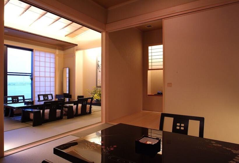 酒店 Yokohama Minato Mirai Manyo Club