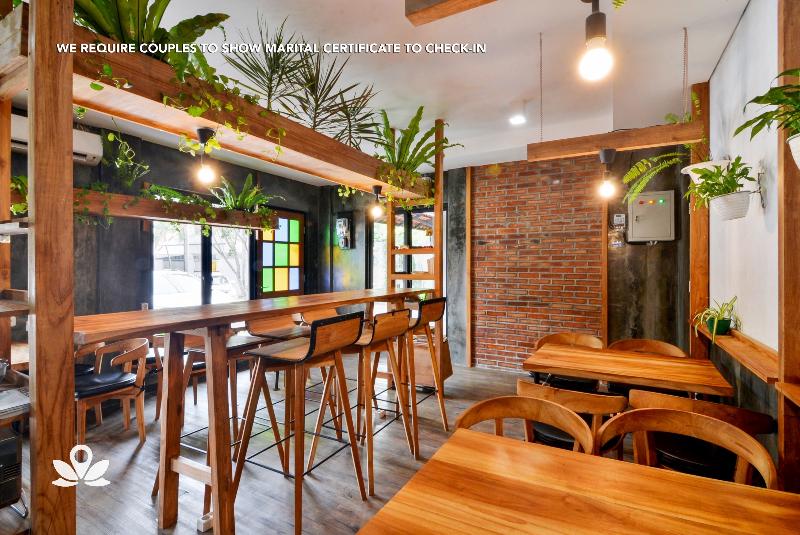 ホテル Zen Rooms Kemandoran Syariah