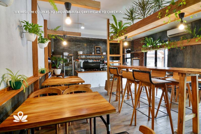 ホテル Zen Rooms Kemandoran Syariah