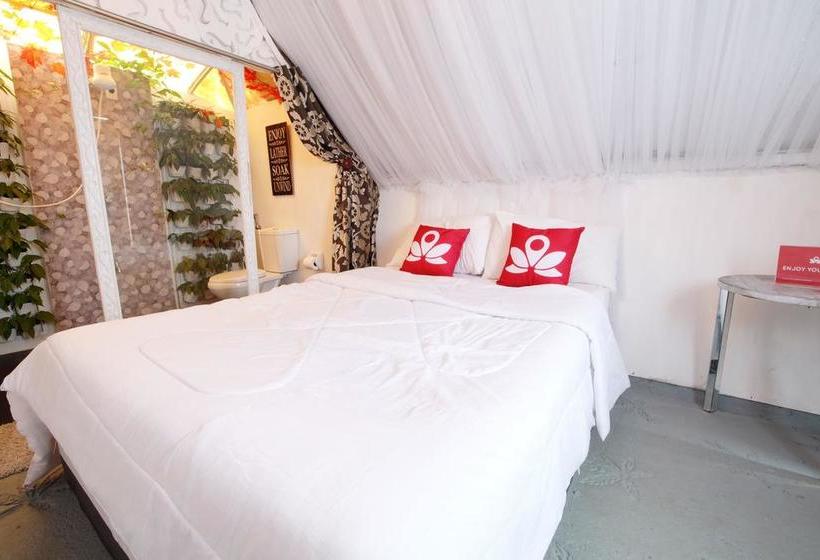 Отель Zen Rooms Titus Poison Garden