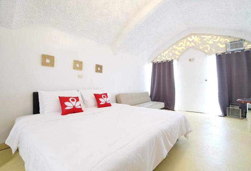 Отель Zen Rooms Titus Poison Garden