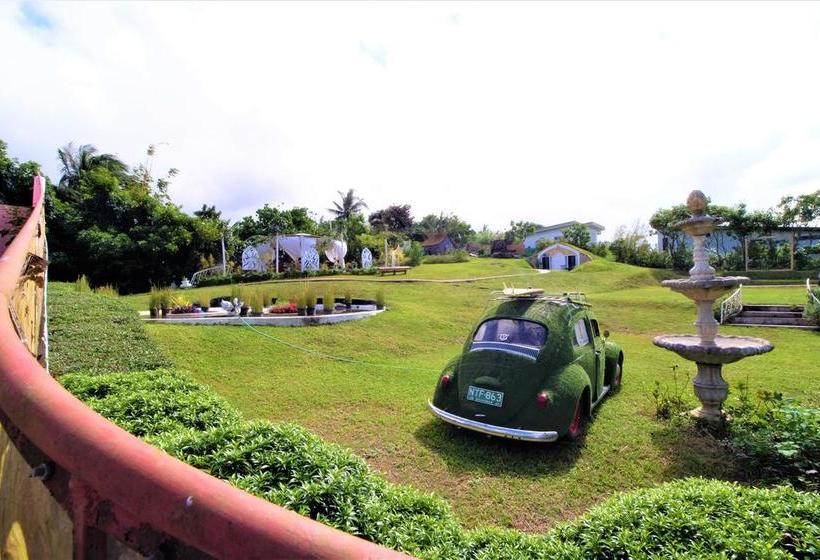 Отель Zen Rooms Titus Poison Garden