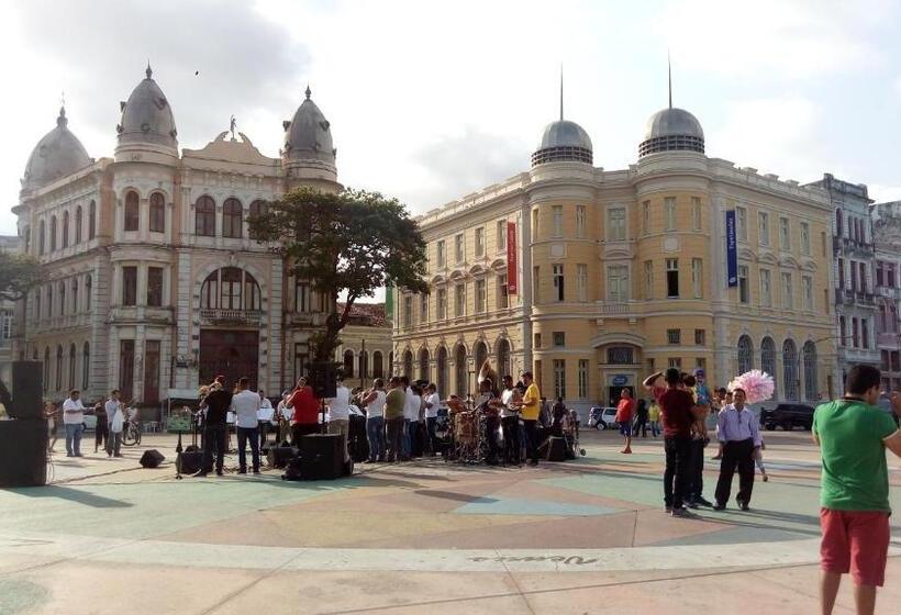 Mangue Oranje Hostel