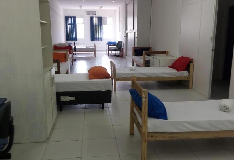 Mangue Oranje Hostel