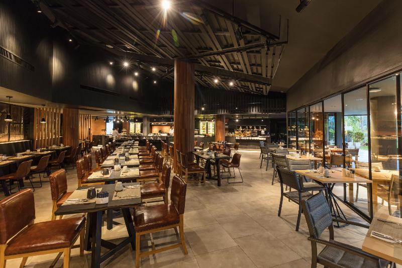 منتجع La Vela Khao Lak Sha Extra Plus