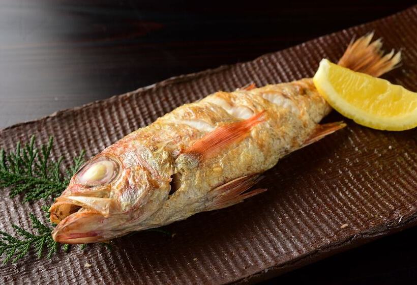 ریوکان Hanarenoyado Waraku