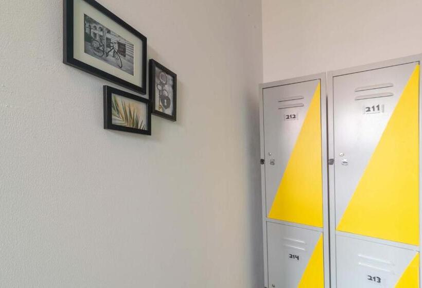 Wonderloft Hostel Kota Tua