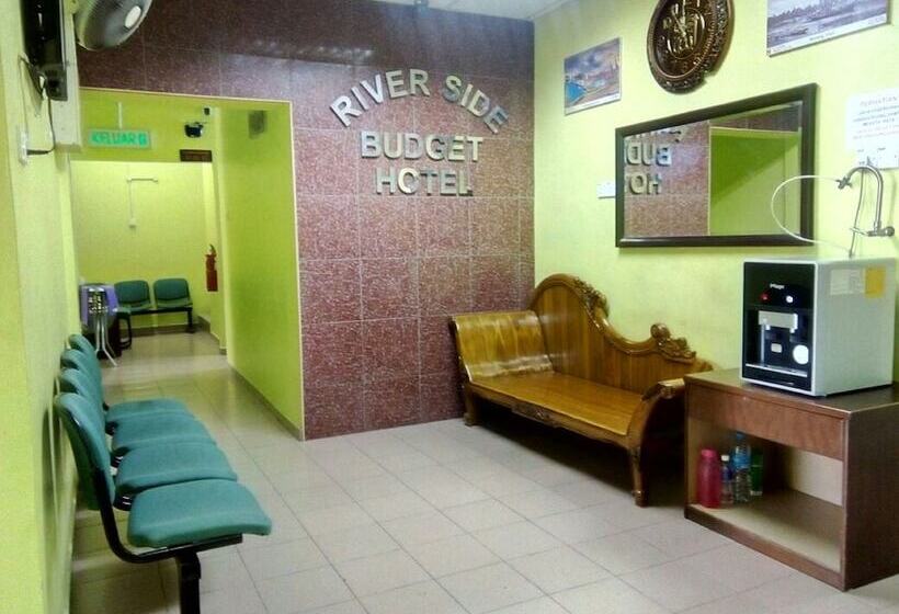 הוסטל Riverside