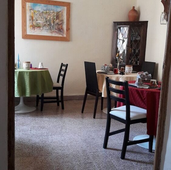 צימר Antica Corte Del Castello