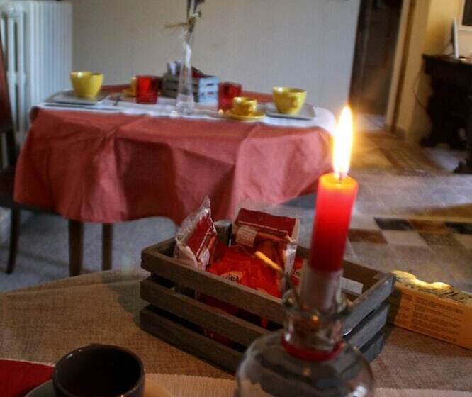 צימר Antica Corte Del Castello