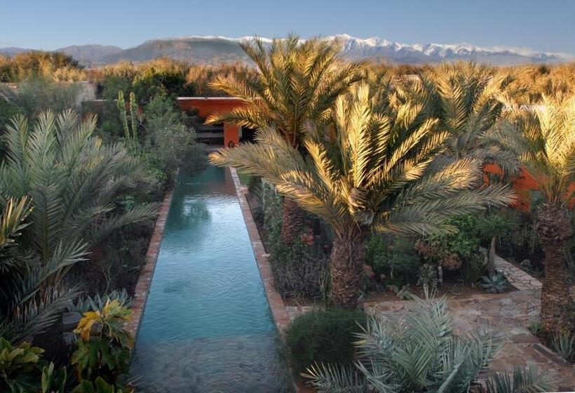 تختخواب و صبحانه Dar Al Hossoun