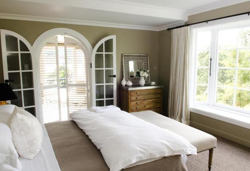 Bed and Breakfast Ngamihi Lodge