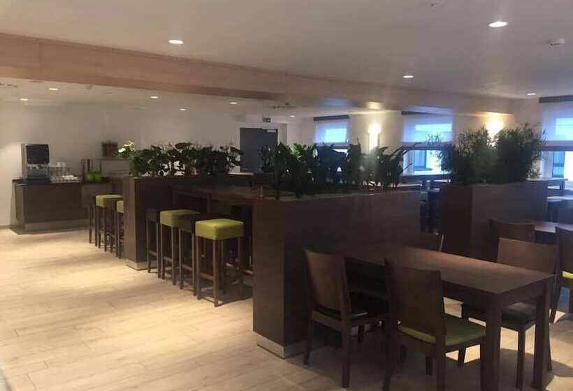 צימר Novina Sleep Inn Herzogenaurach