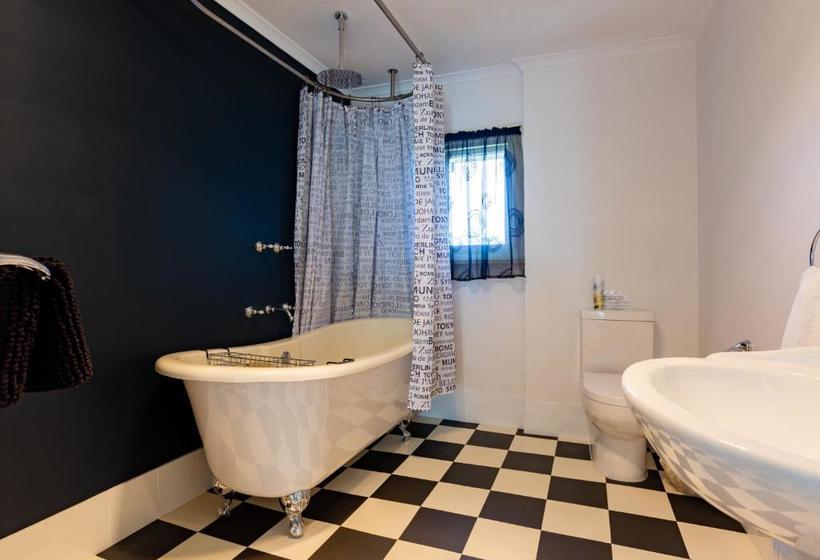 Tanunda S Magpie House