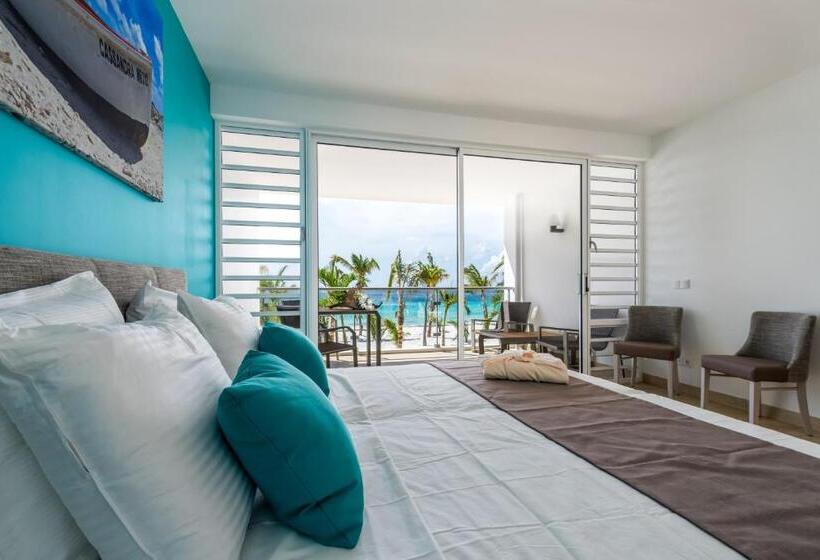 Delfins Beach Resort