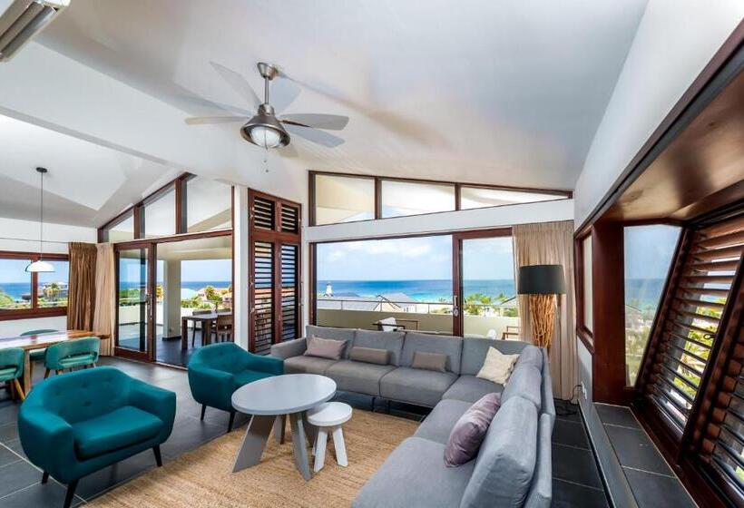 Delfins Beach Resort