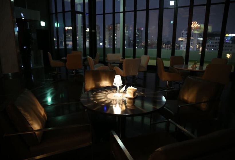 ホテル Acc Design