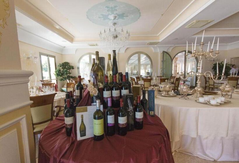 בית מלון כפרי Augustus Resort