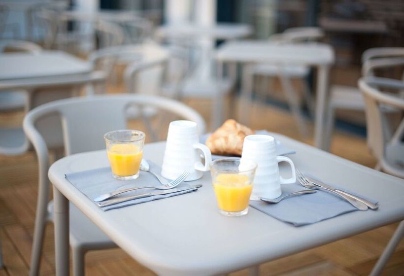 호텔 Campanile Limoges Centre Gare