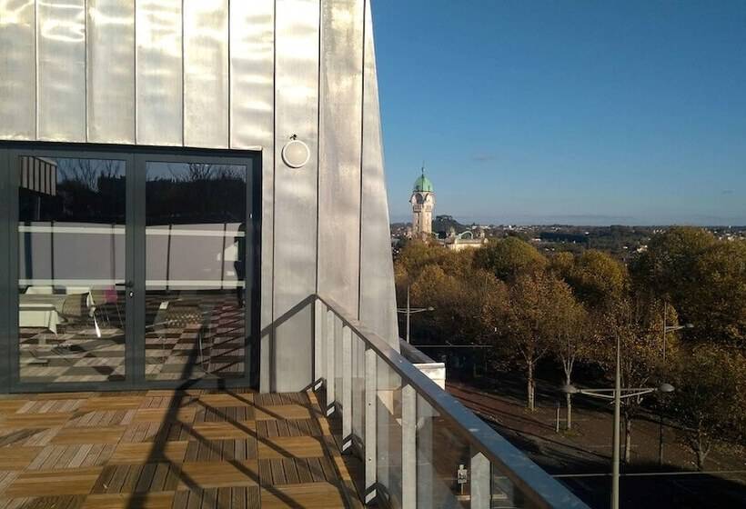 호텔 Campanile Limoges Centre Gare