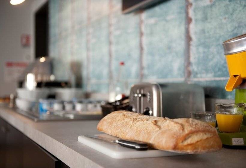 호텔 Campanile Limoges Centre Gare