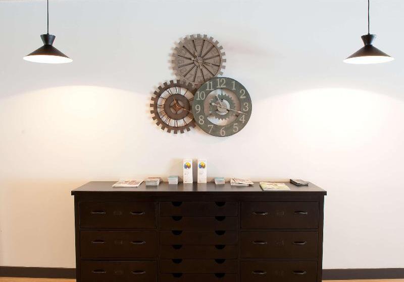 호텔 Campanile Limoges Centre Gare