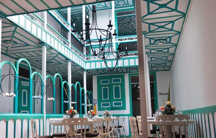 Отель Casa Grande Inn